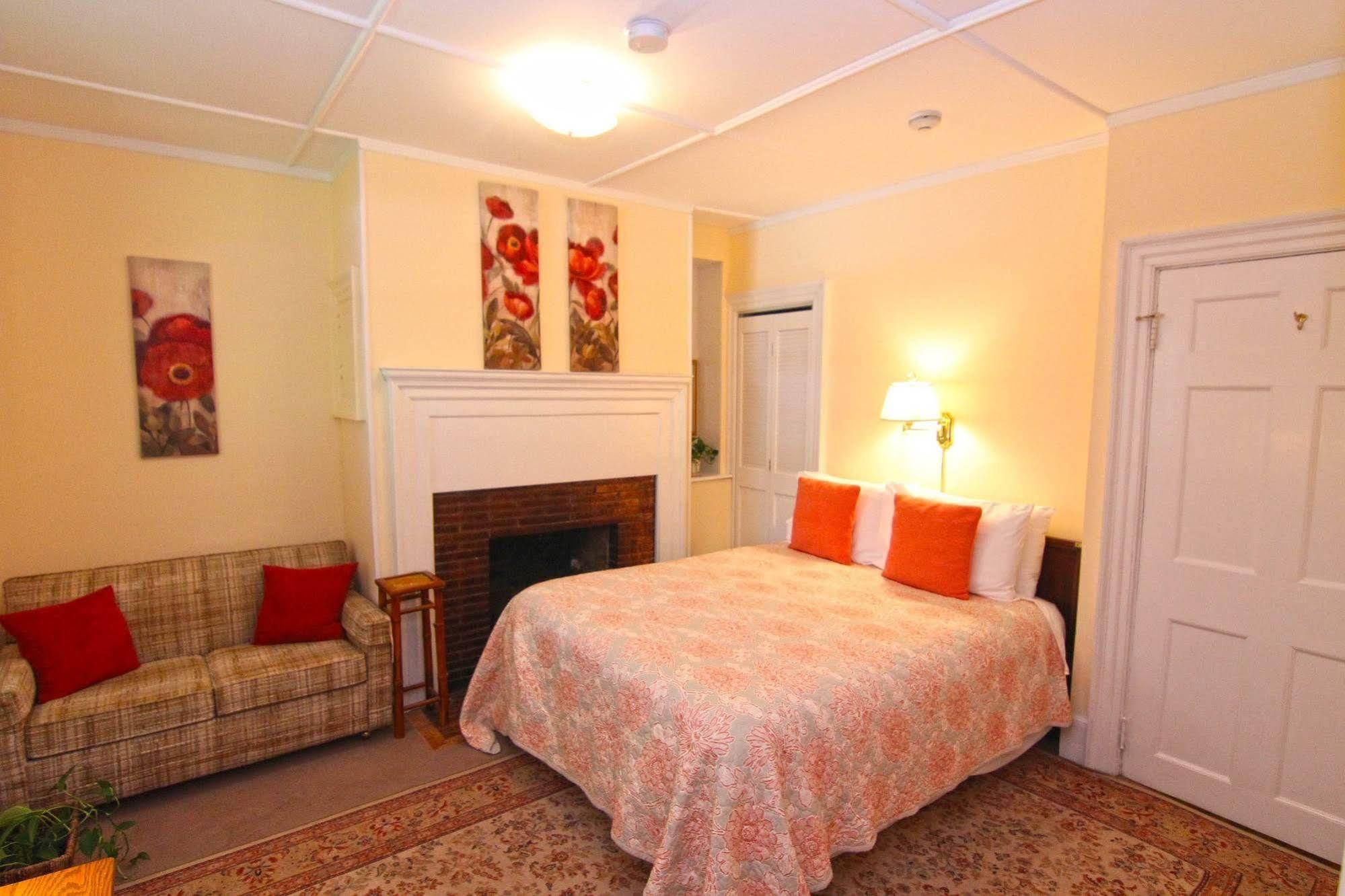 White Horse Inn Pittsfield Dış mekan fotoğraf